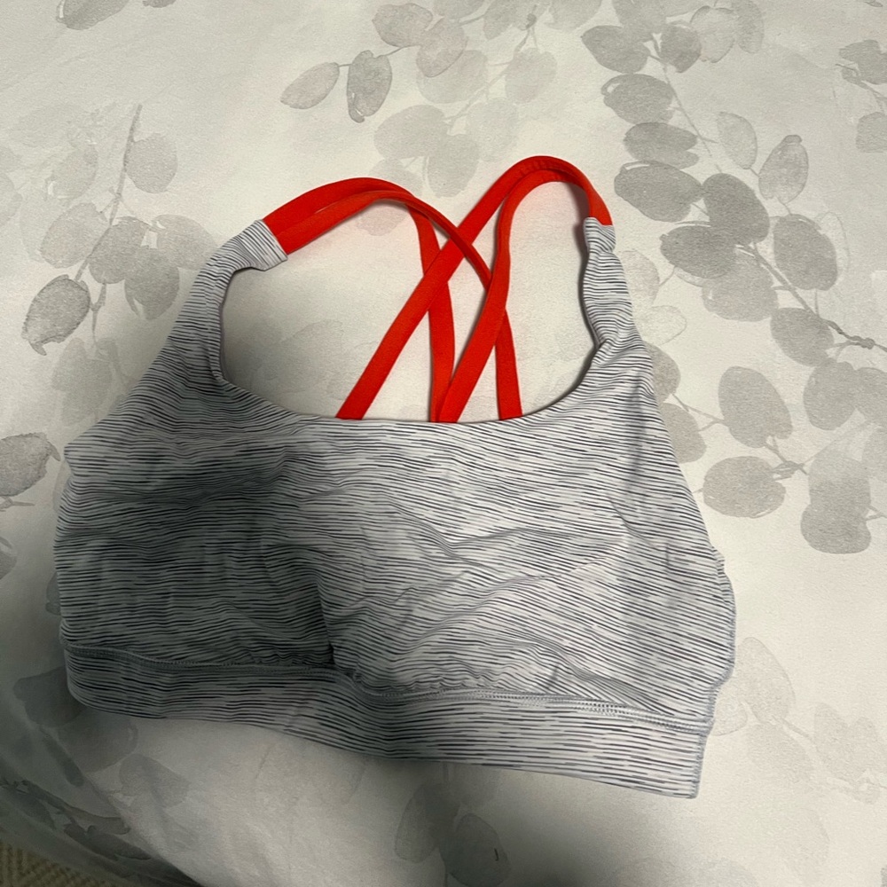 Lululemon halter sports bra